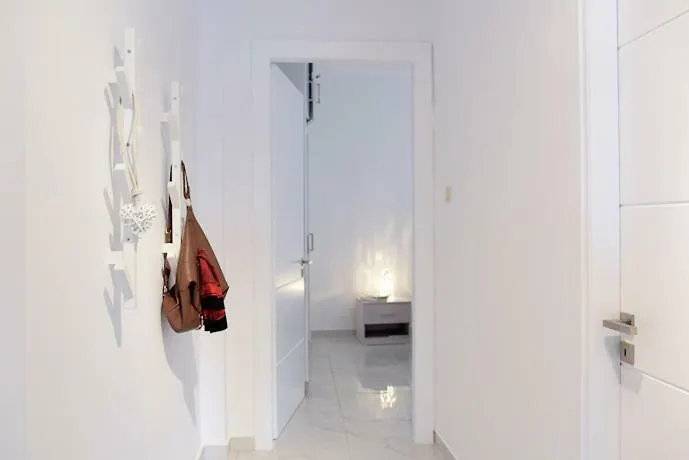 Apartment Elia Sea View *