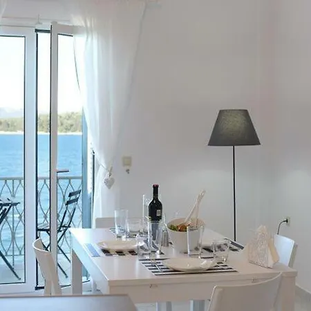 Elia Sea View *